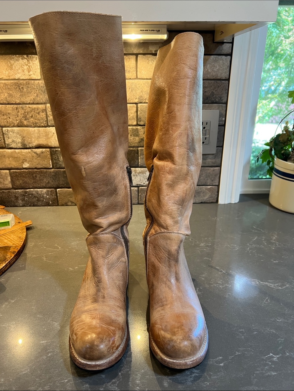 Bed Stu Manchester  Leather Boots in Distressed Tan